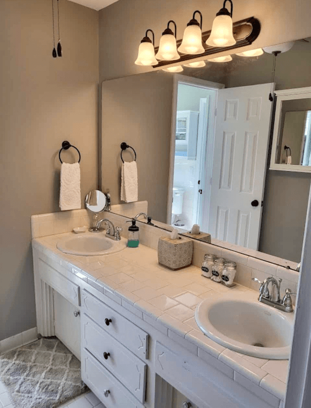 Mt Juliet House: 202 Edgewater Dr
