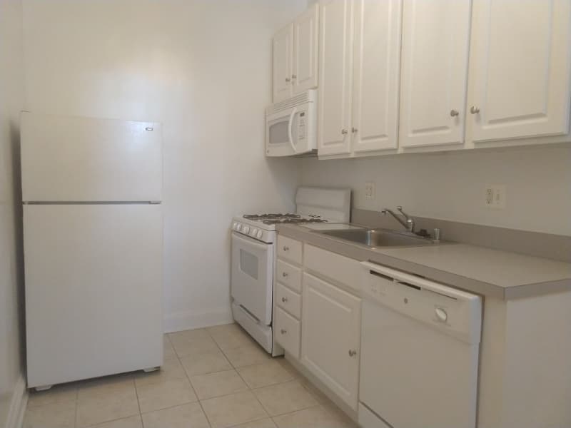 Washington Apartment: 5130 Connecticut Ave. NW