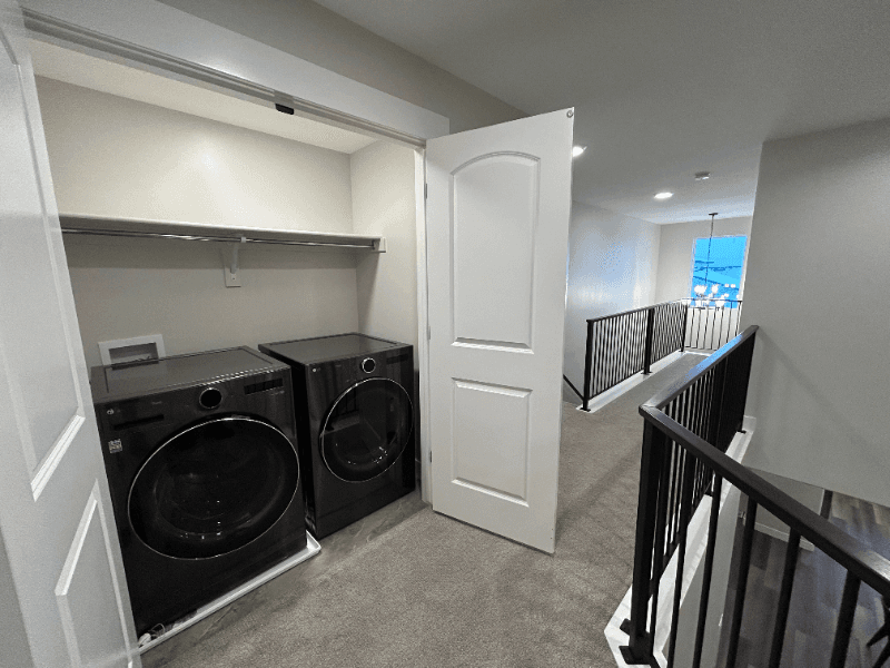 Lehi Single Room: 2054 N 4040 W