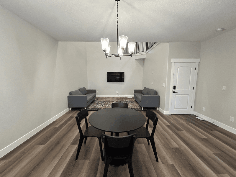 Lehi Single Room: 2054 N 4040 W