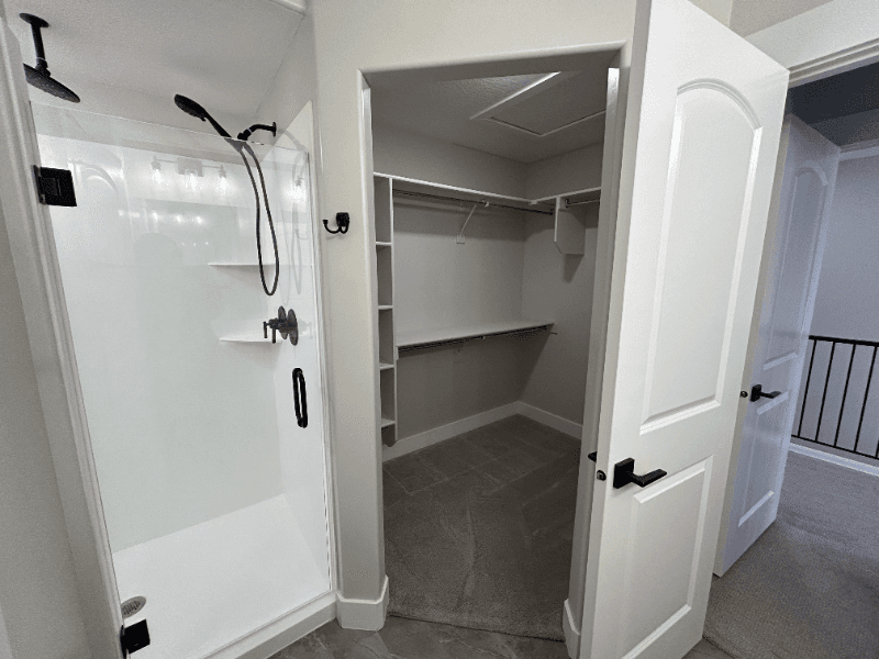 Lehi Single Room: 2054 N 4040 W