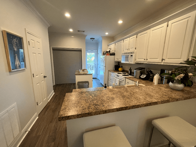 Oxford Condo: 116 Windstone Dr.
