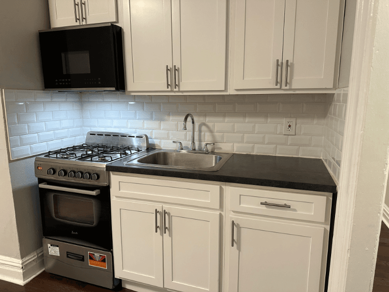 Jersey City Apartment: 164 Sterling Avenue