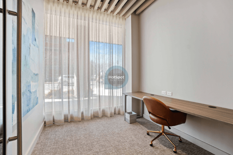 Chicago Condo: 533 S Damen Ave
