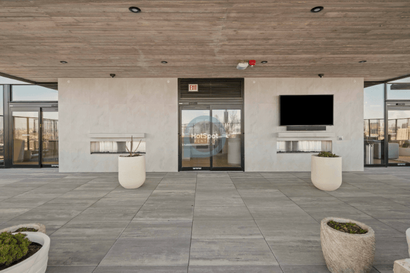 Chicago Condo: 533 S Damen Ave