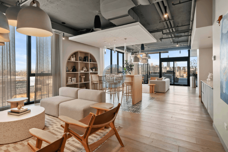 Chicago Condo: 533 S Damen Ave