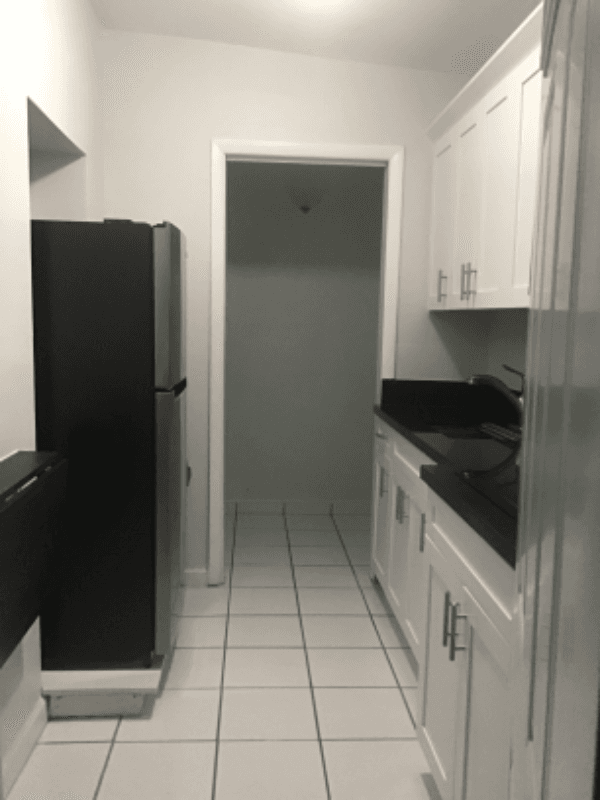 Miami Single Room: Bird Rd SW 107 Ave Area