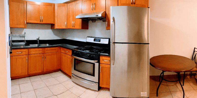 Chicago Apartment: 3434 S Wallace St