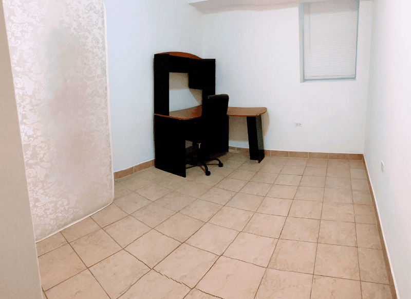 Chicago Apartment: 3434 S Wallace St