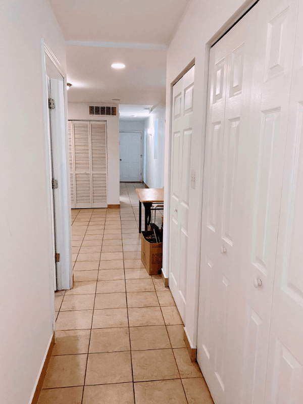 Chicago Apartment: 3434 S Wallace St