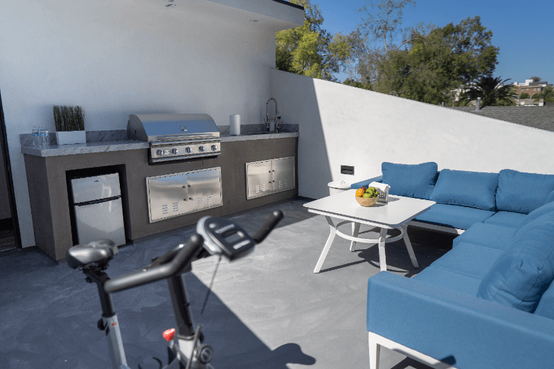 NORTH HOLLYWOOD House: 11750 ERWIN ST