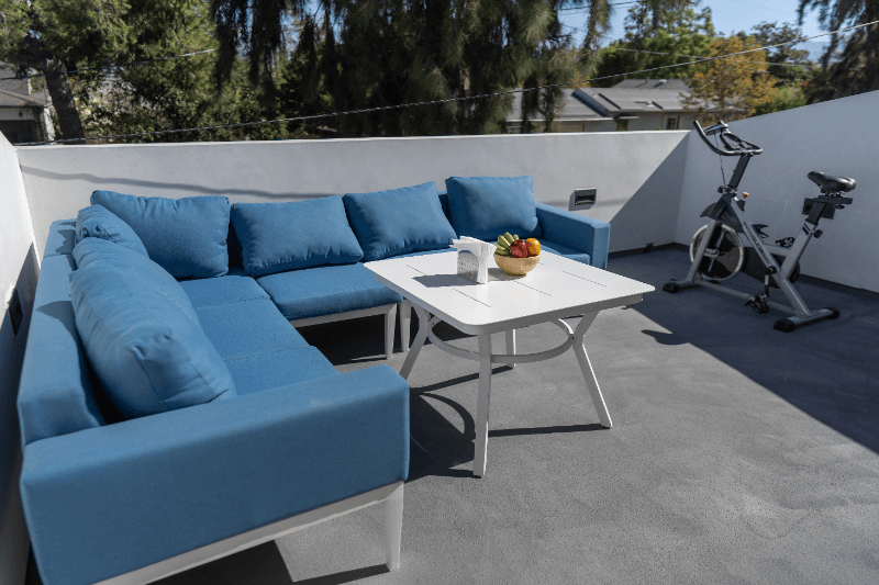 NORTH HOLLYWOOD House: 11750 ERWIN ST