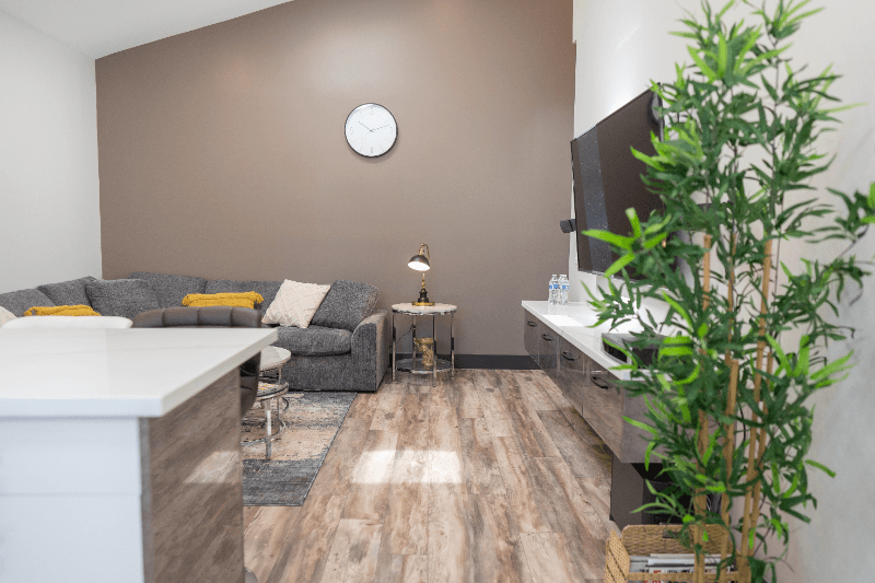 NORTH HOLLYWOOD House: 11750 ERWIN ST