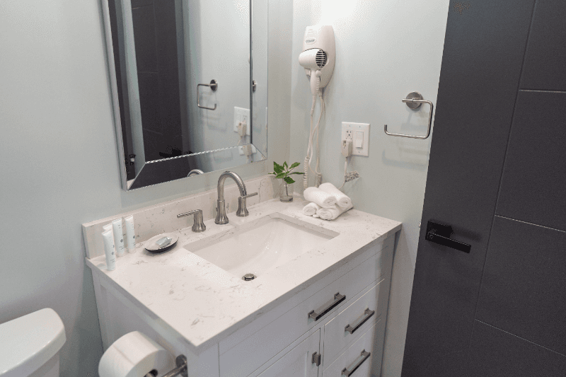 NORTH HOLLYWOOD House: 11750 ERWIN ST