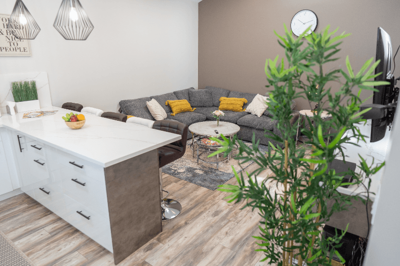 NORTH HOLLYWOOD House: 11750 ERWIN ST
