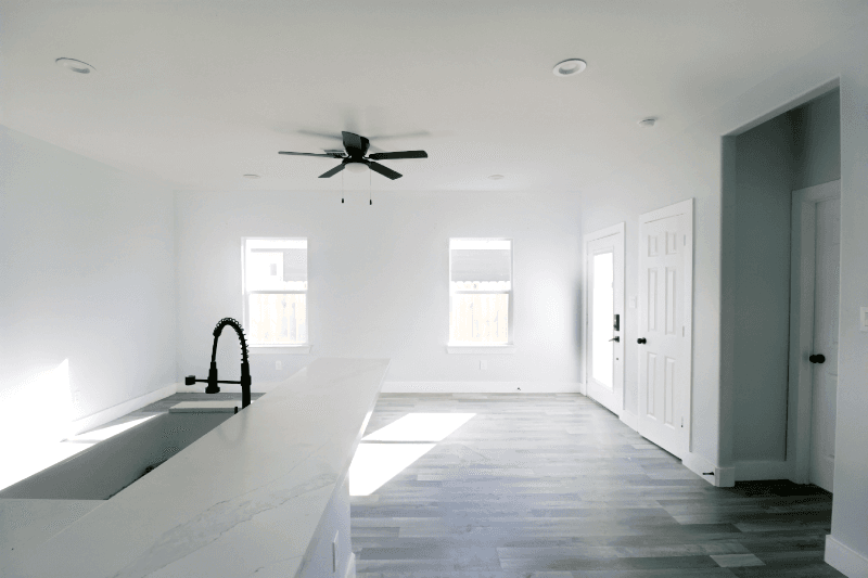 Houston House: 7502 Sandle St