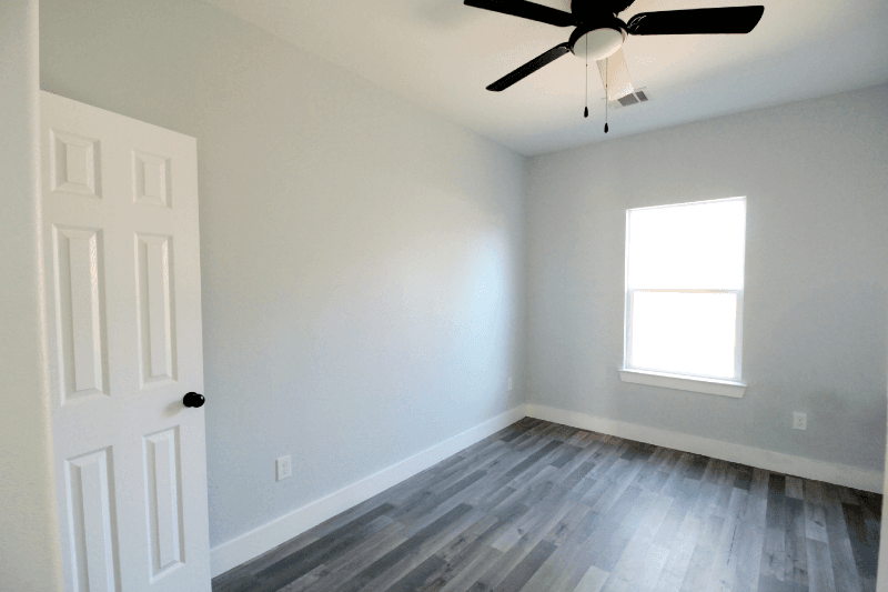 Houston House: 7502 Sandle St