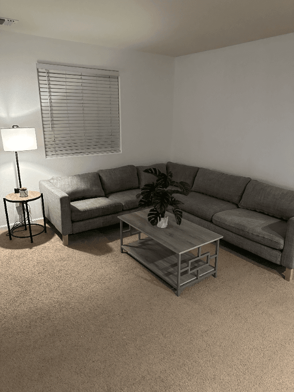Plumas Lake Single Room: 1335 Meadow Ranch St