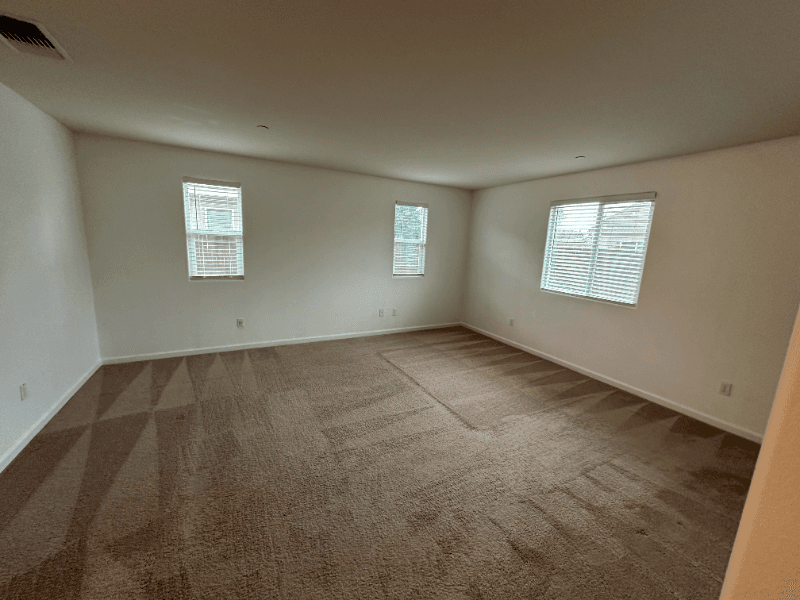 Plumas Lake Single Room: 1335 Meadow Ranch St
