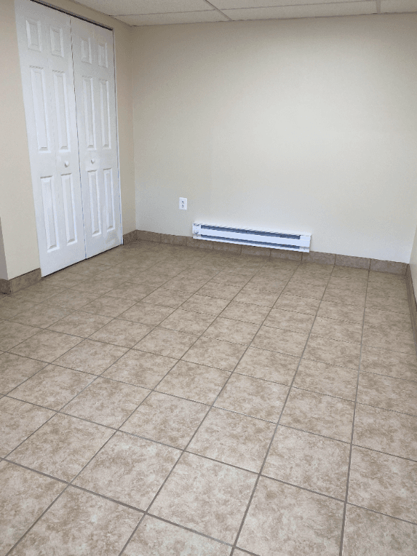 Yale Apartment: 420 North St