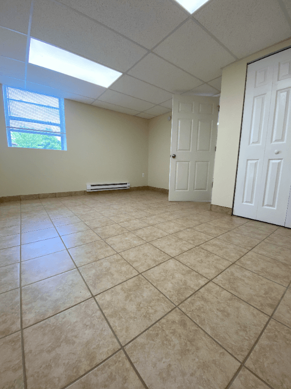 Yale Apartment: 420 North St