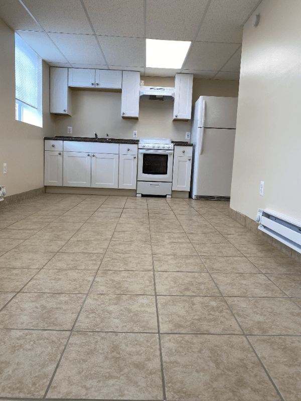 Yale Apartment: 420 North St