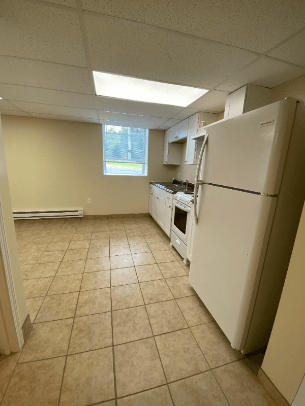 Yale Apartment: 420 North St
