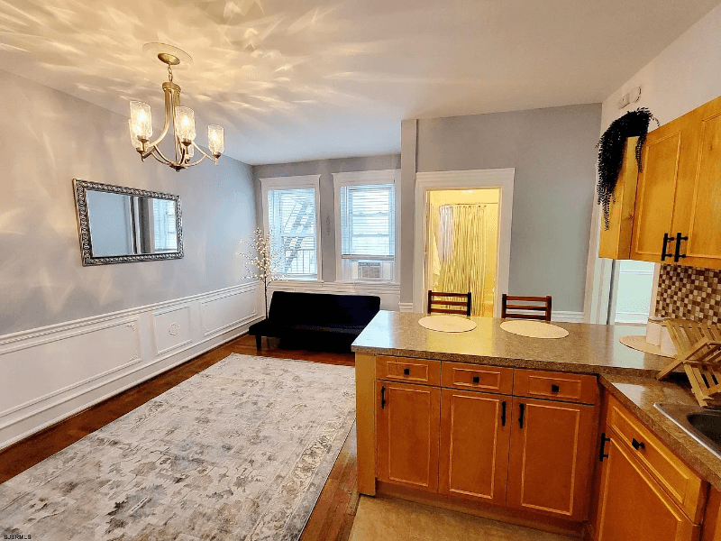 Atlantic City Condo: 2 S Hartford Ave