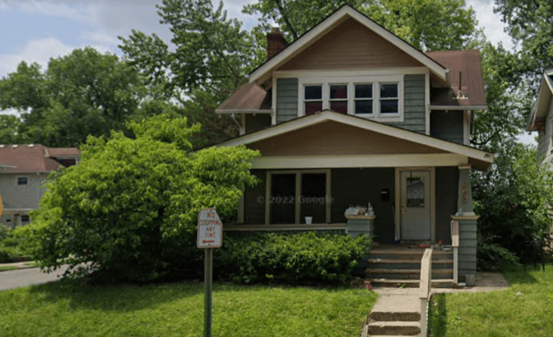 Columbus House: 3265 Milton Ave