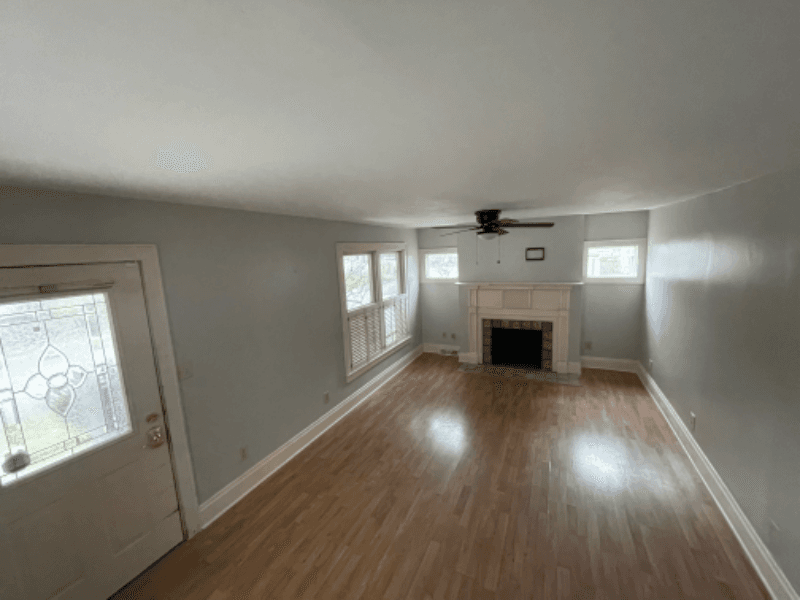 Columbus House: 3265 Milton Ave