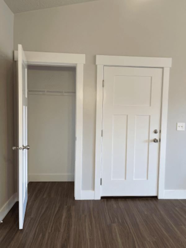 Vineyard Condo: 761 N 260 W