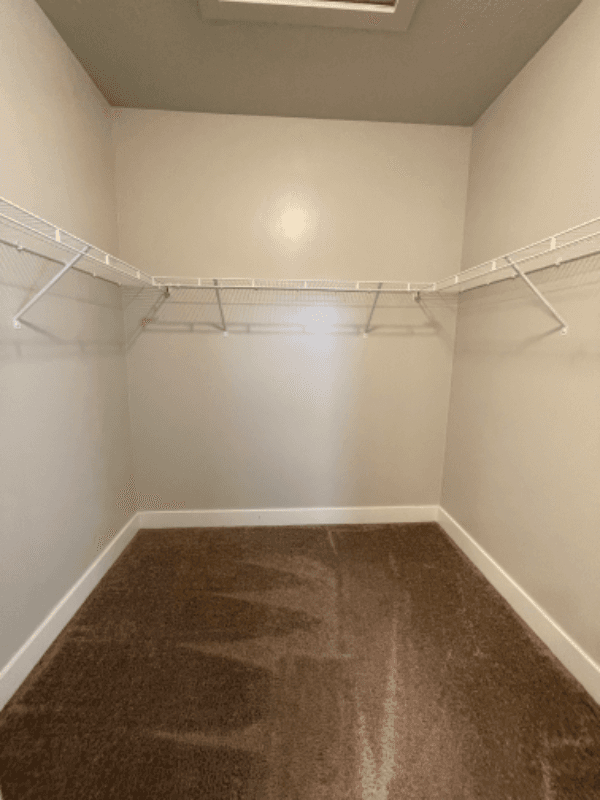 Vineyard Condo: 761 N 260 W