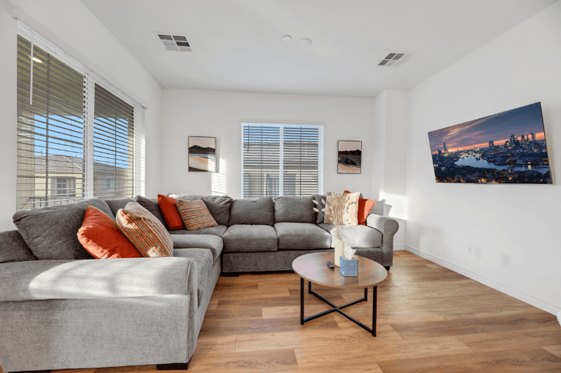 Las vegas Townhome: 20 Barbara Lane