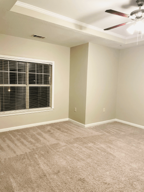Milton House: 518 Sandringham Dr