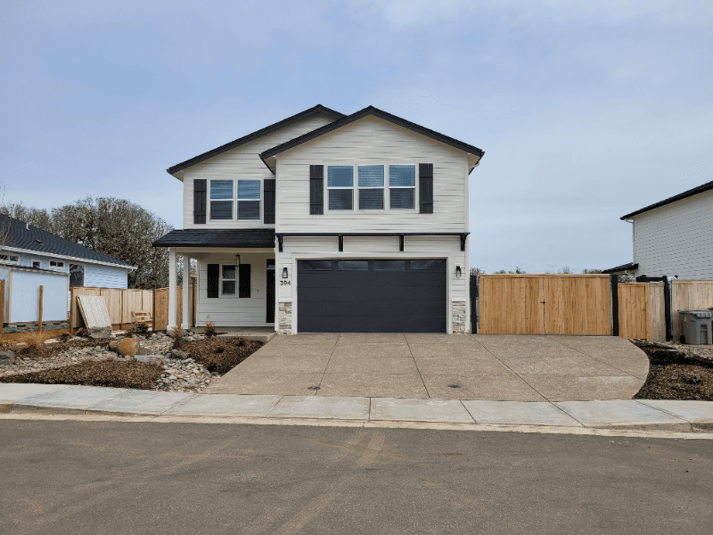 Dallas House: 394 NW Coast Mountain Drive