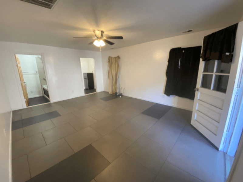 North Charleston Apartment: 1914 Calvert St