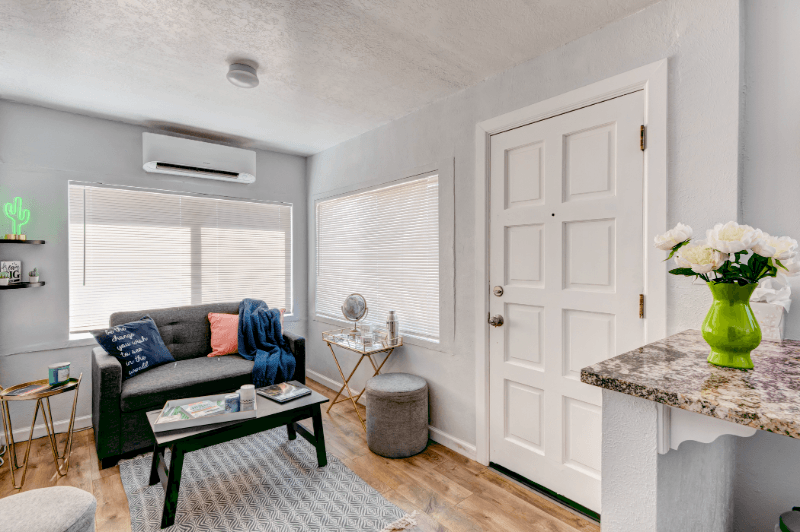 Albuquerque Single Room: 410 Harvard Drive Southeast