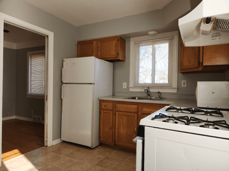 Royal Oak Townhome: 214 Potter Ave