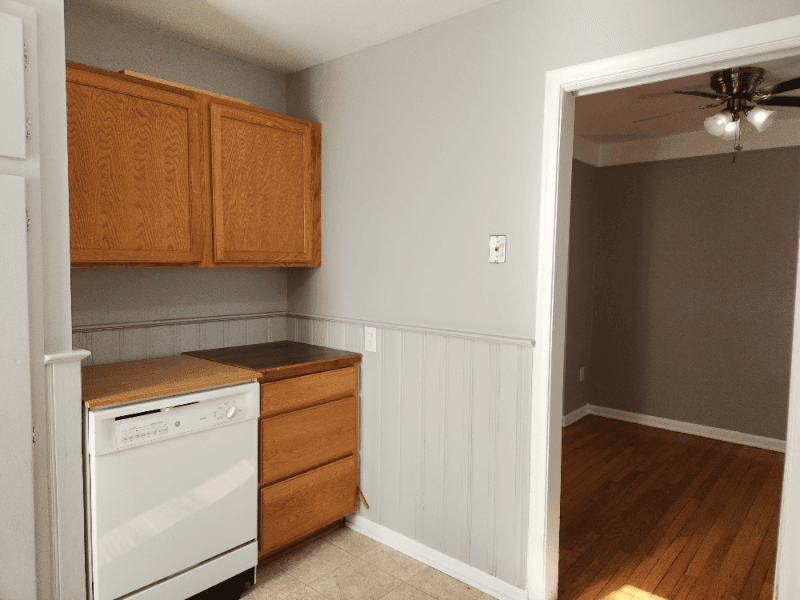 Royal Oak Townhome: 214 Potter Ave