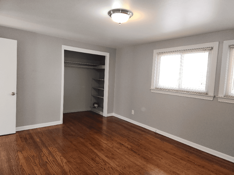 Royal Oak Townhome: 214 Potter Ave