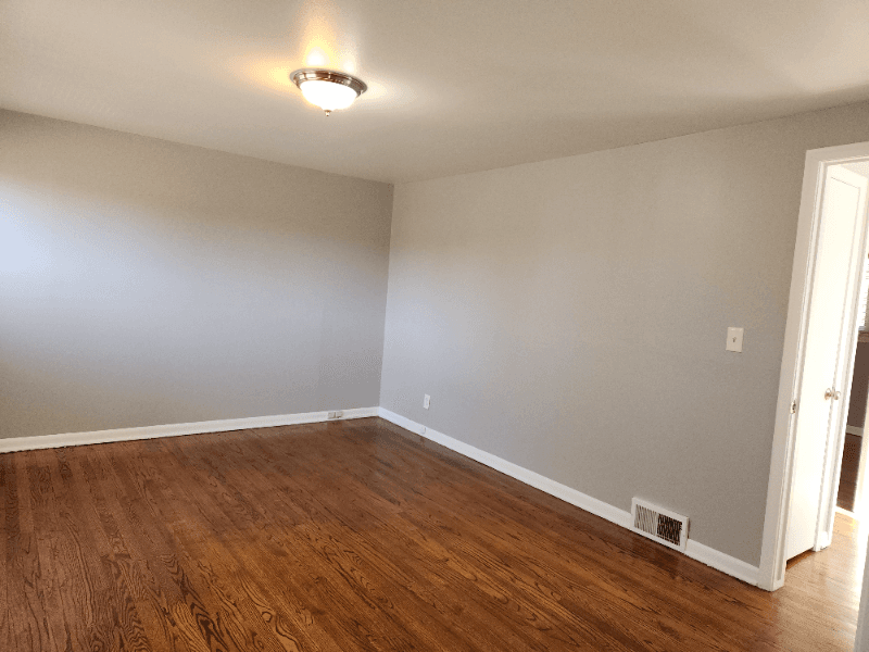 Royal Oak Townhome: 214 Potter Ave