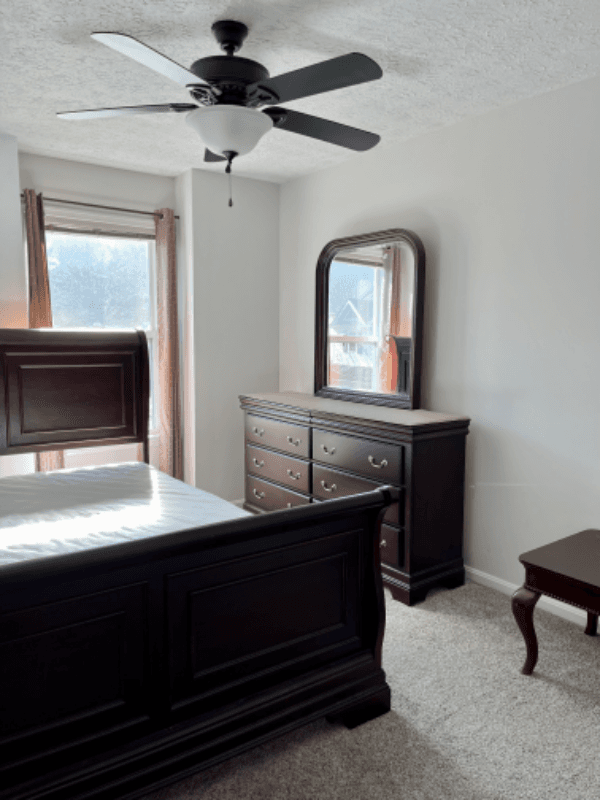 Lexington Park Single Room: 48289 Picketts Harbor Ct