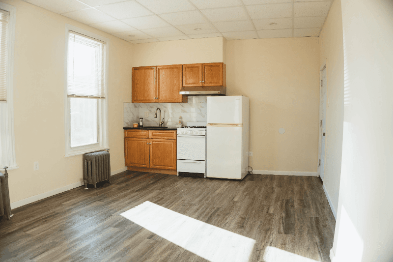 Philadelphia Apartment: 425 S 15th St #3R