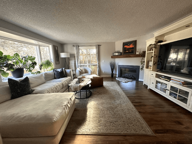 Bend House: 935 SE Douglas Street