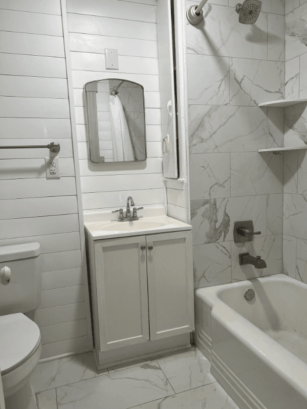 Albany Apartment: 371 Hudson Ave