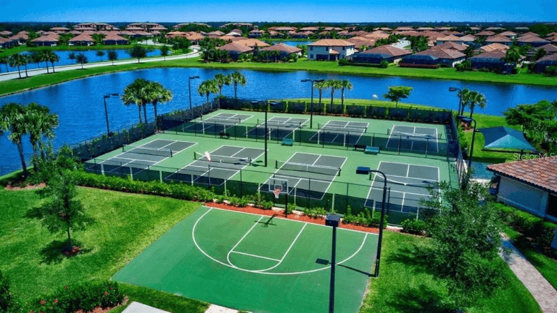 Bradenton House: 9022 Heritage Sound Dr