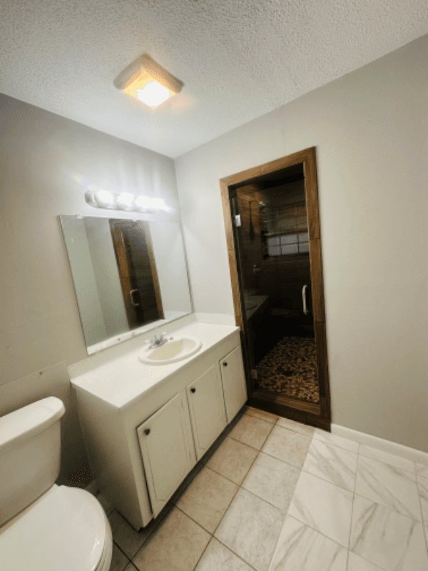 Walker House: 33230 Walker North Rd