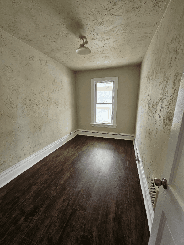 Brakenridge House: 1105 1st Avenue