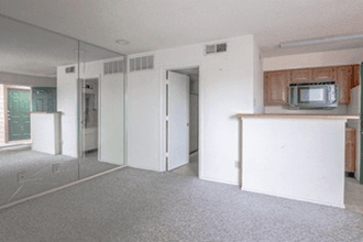 Arlington Condo: 2307 Balsam Drive