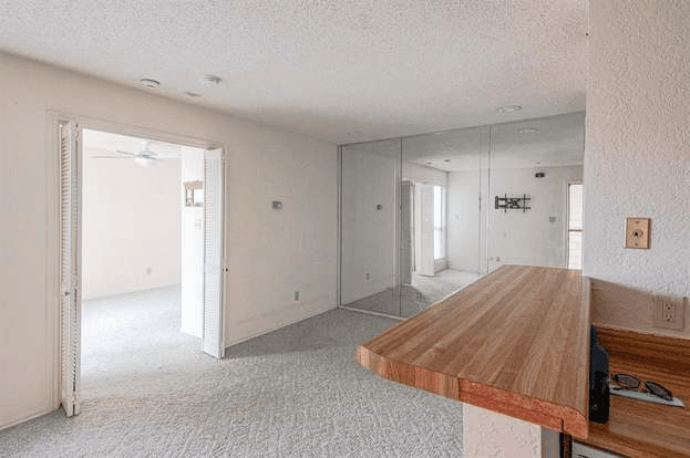 Arlington Condo: 2307 Balsam Drive